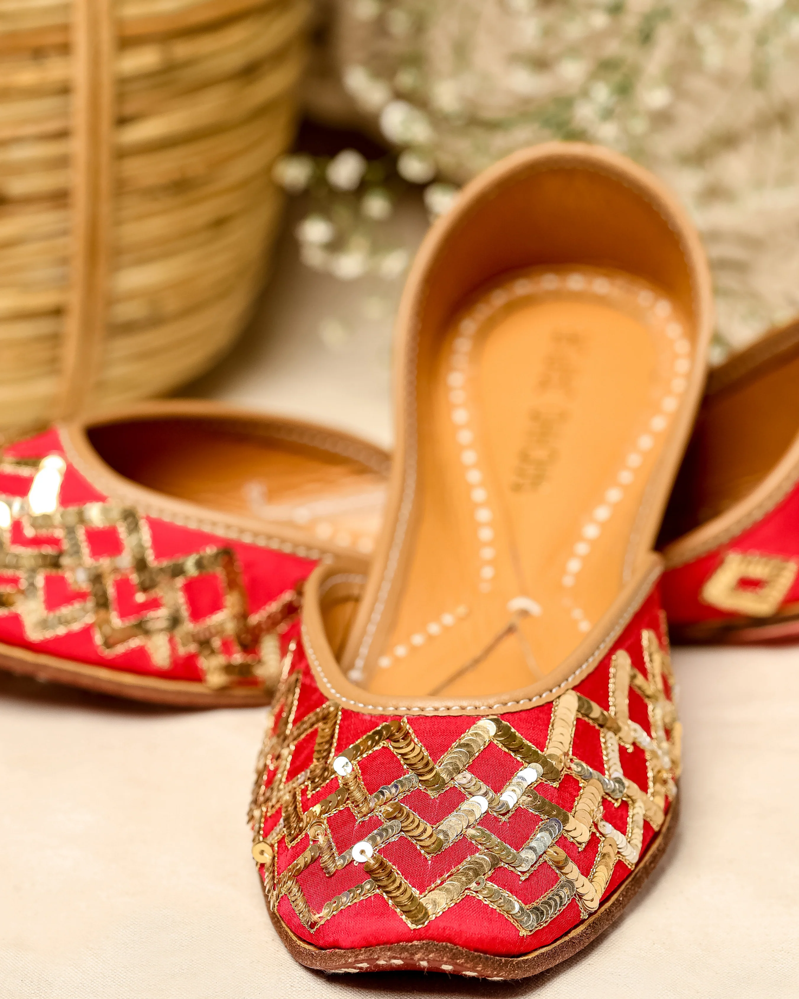 Red Mahogany Handcrafted Jutti - Image 4