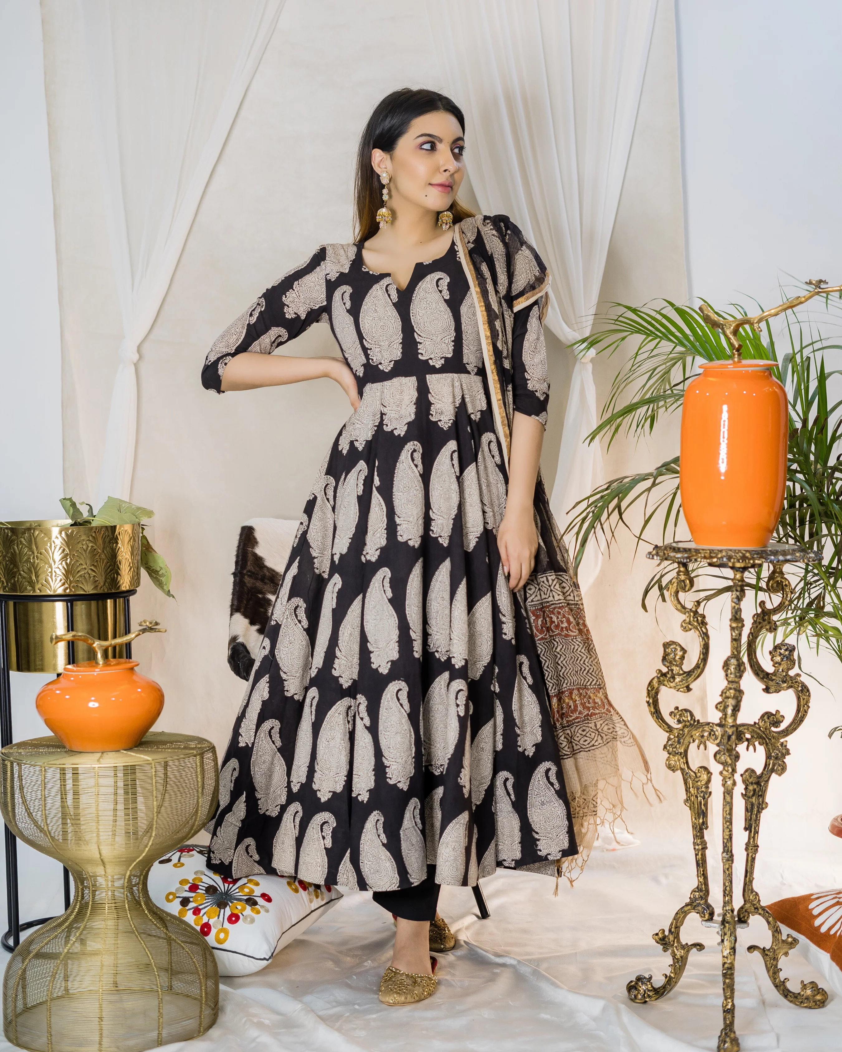 Saanjh Handblock Cotton Suit Set - Image 4
