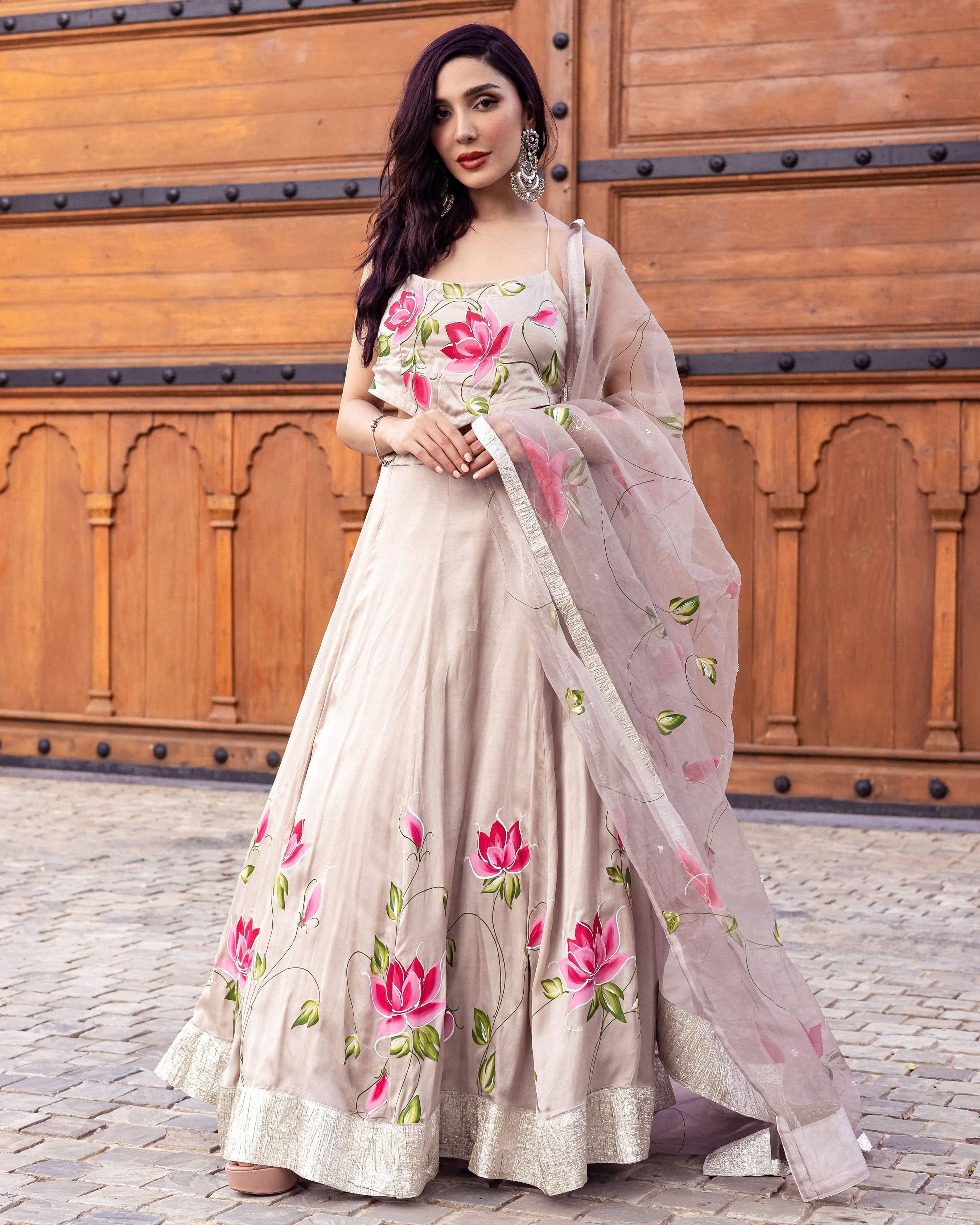 Sakani Handpainted Lehenga Set - Image 8