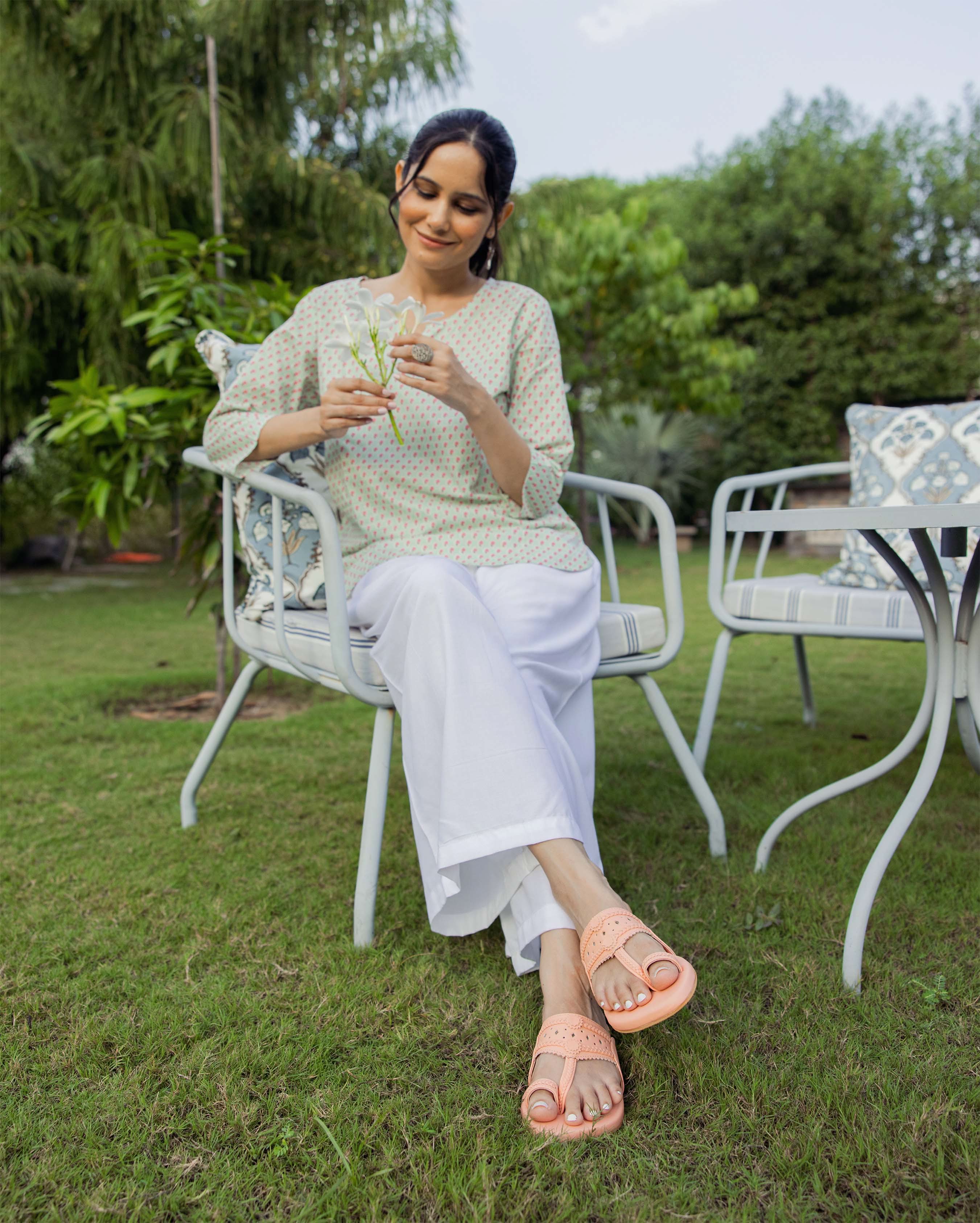 Salmon Peach Solid Kolha Flats - Image 7