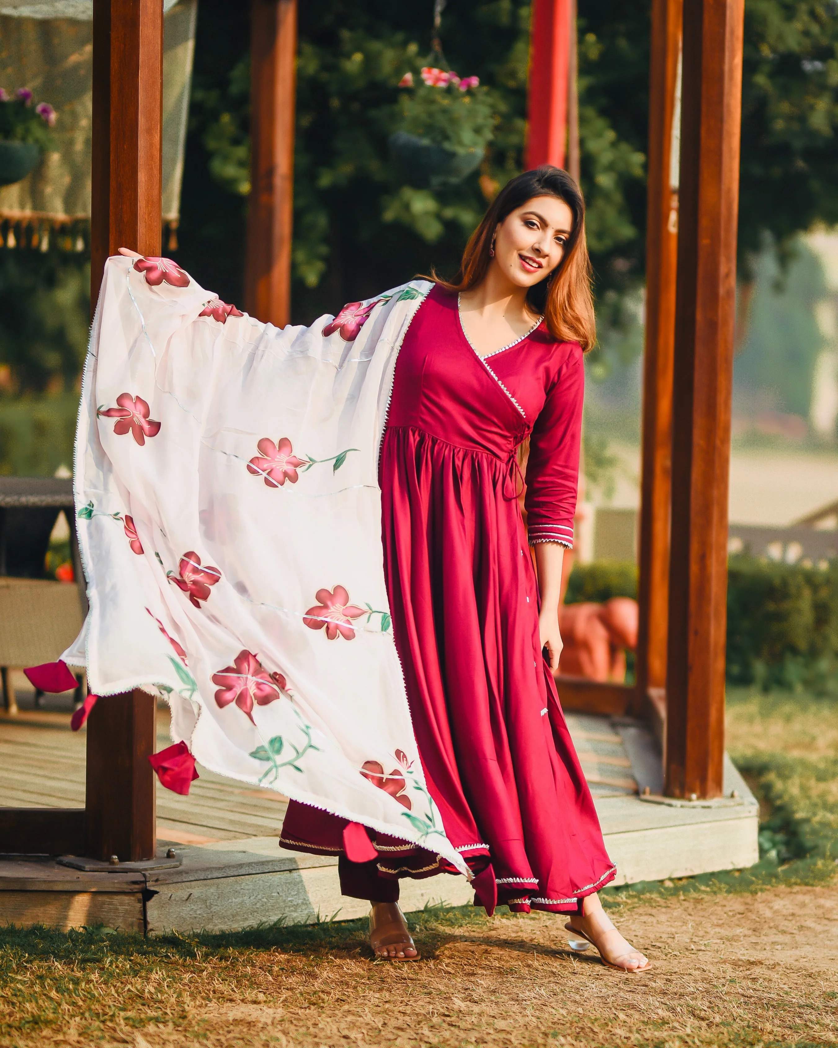 Sangria Handpainted Organza Suit Set - Image 6