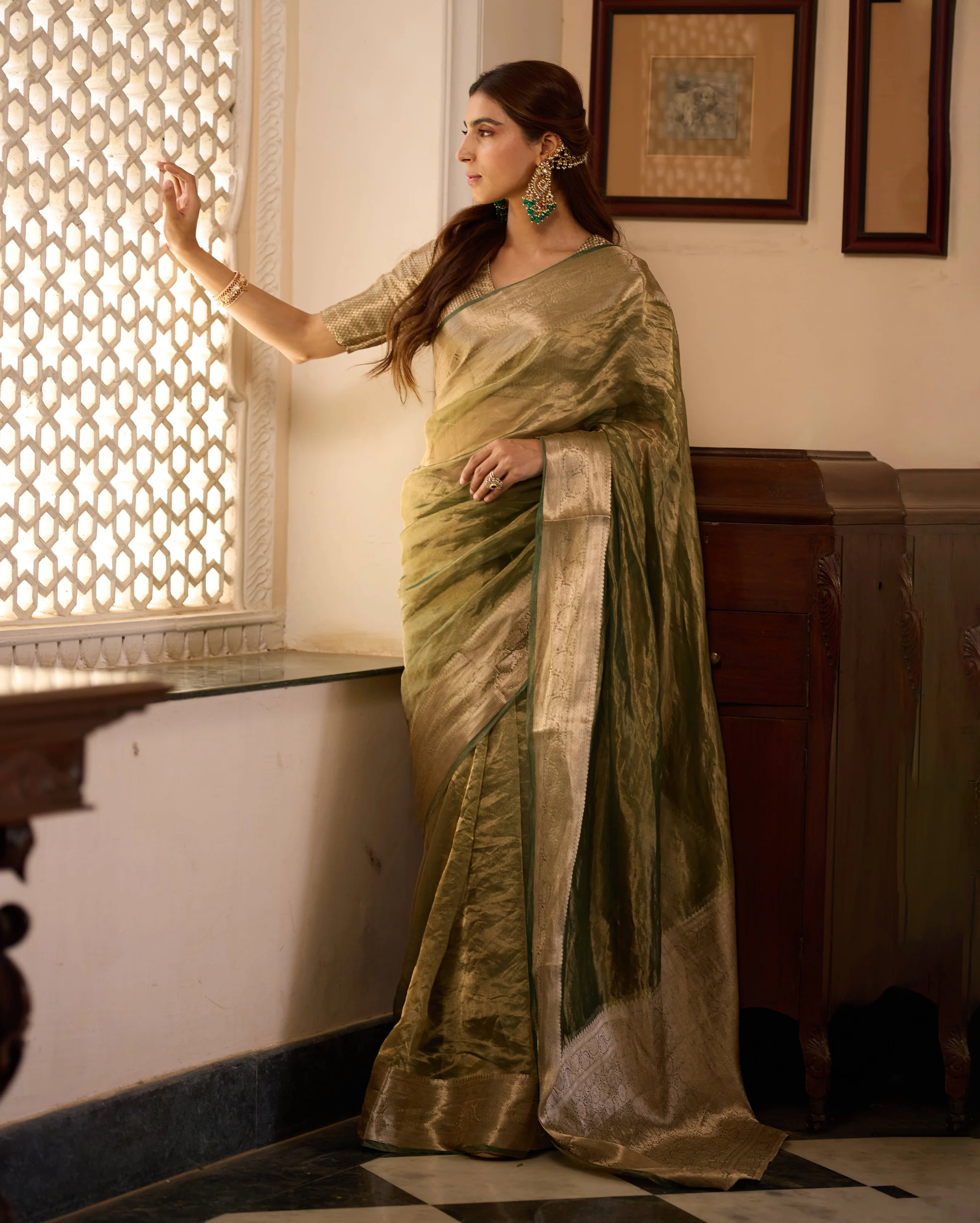 Shashi Green Solid Pure Tissue Saree - Image 3