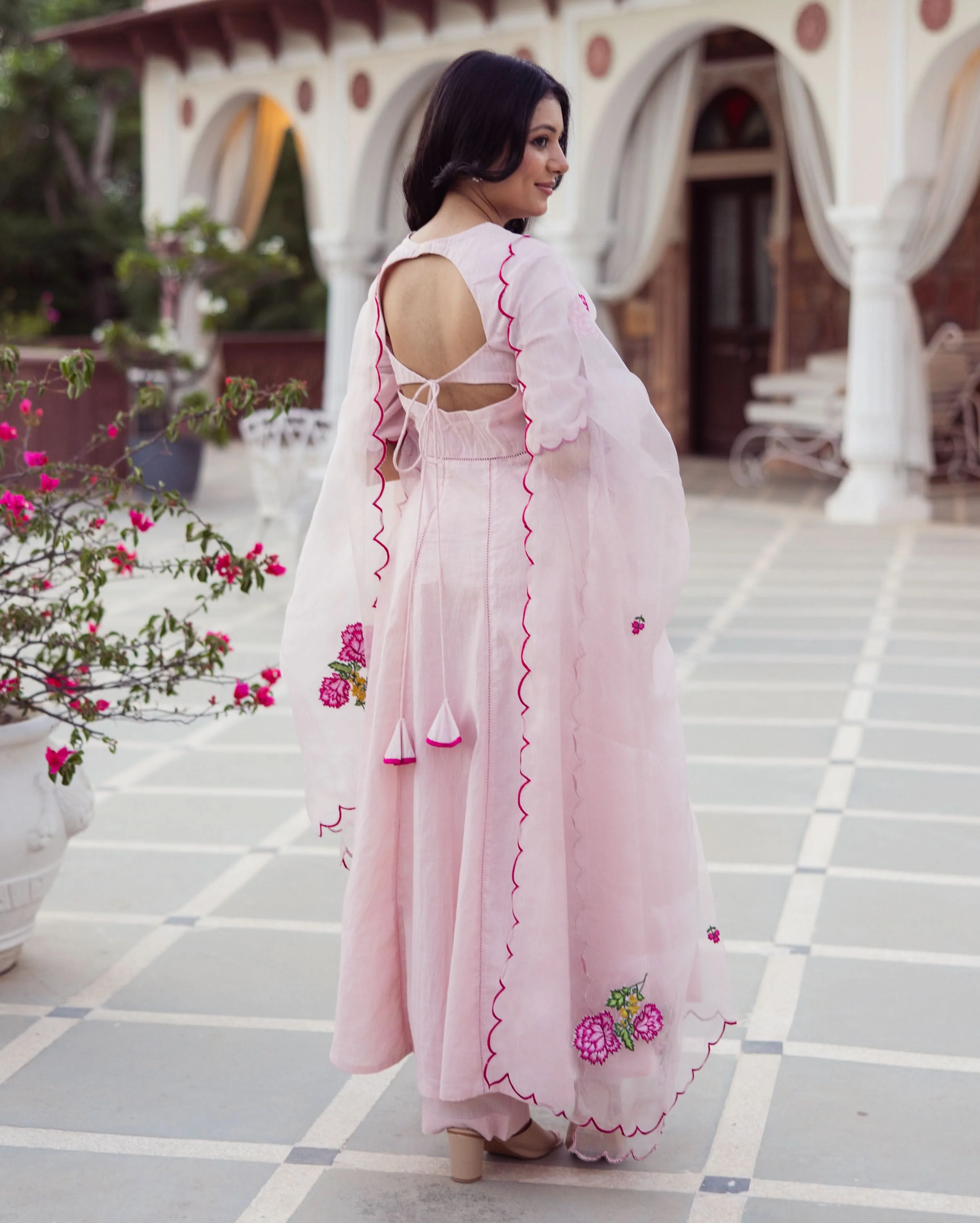 Shell Pink Embroidered Cotton Suit Set - Image 5