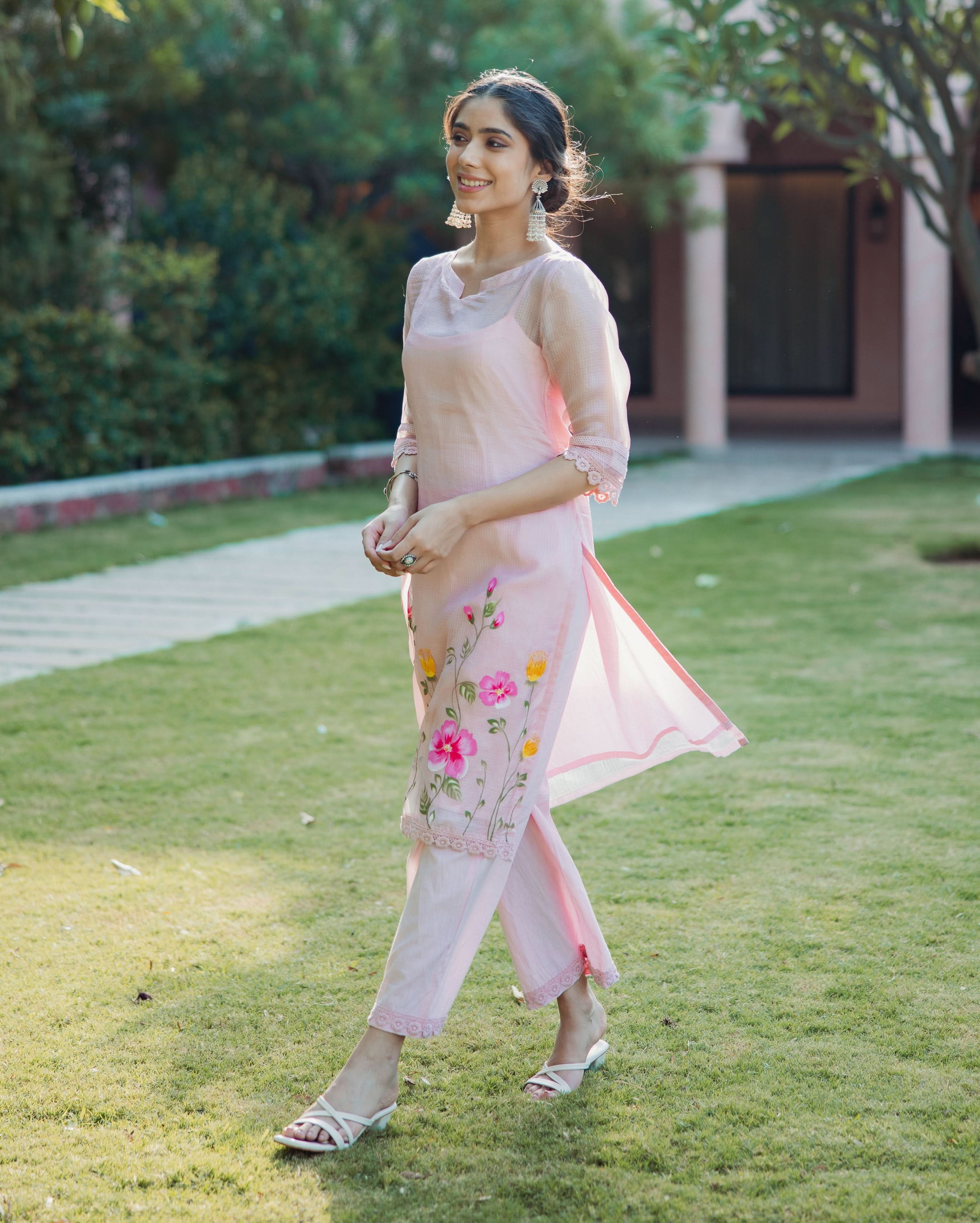 Shitij Pink Handpainted Doria Kurta Set - Image 4