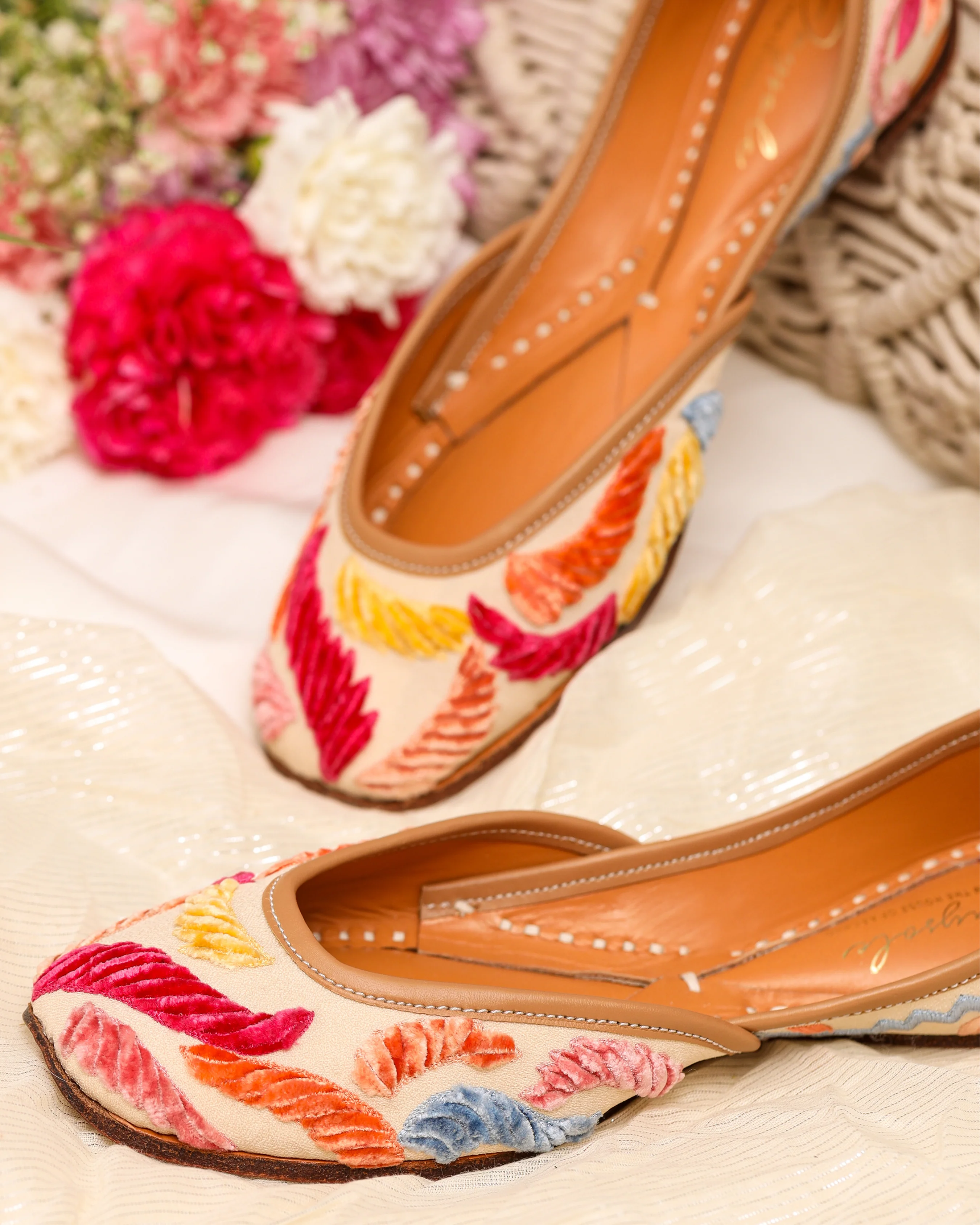 Silky Milky Handcrafted Jutti - Image 12