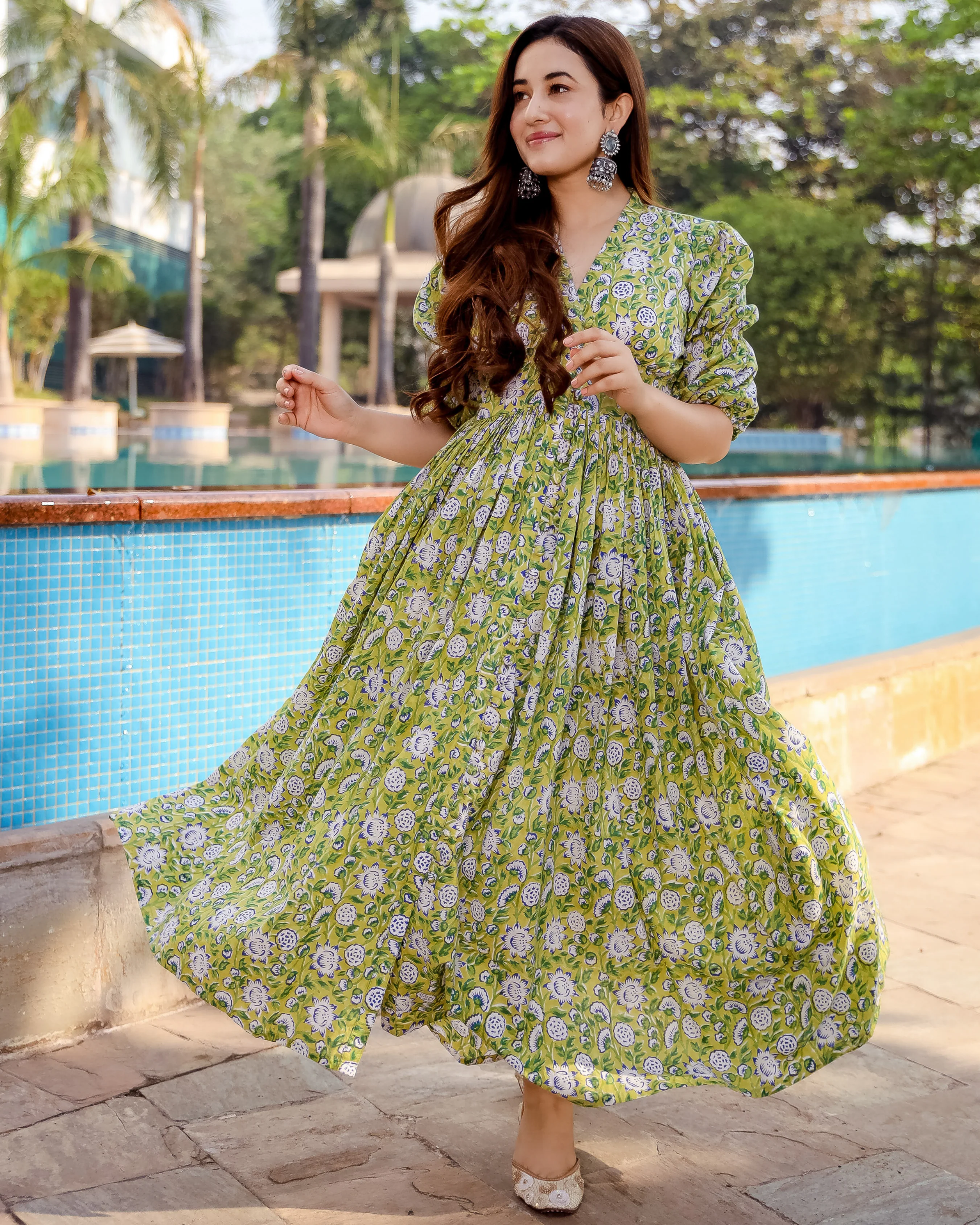 Spring Green Cotton Dress - Image 4