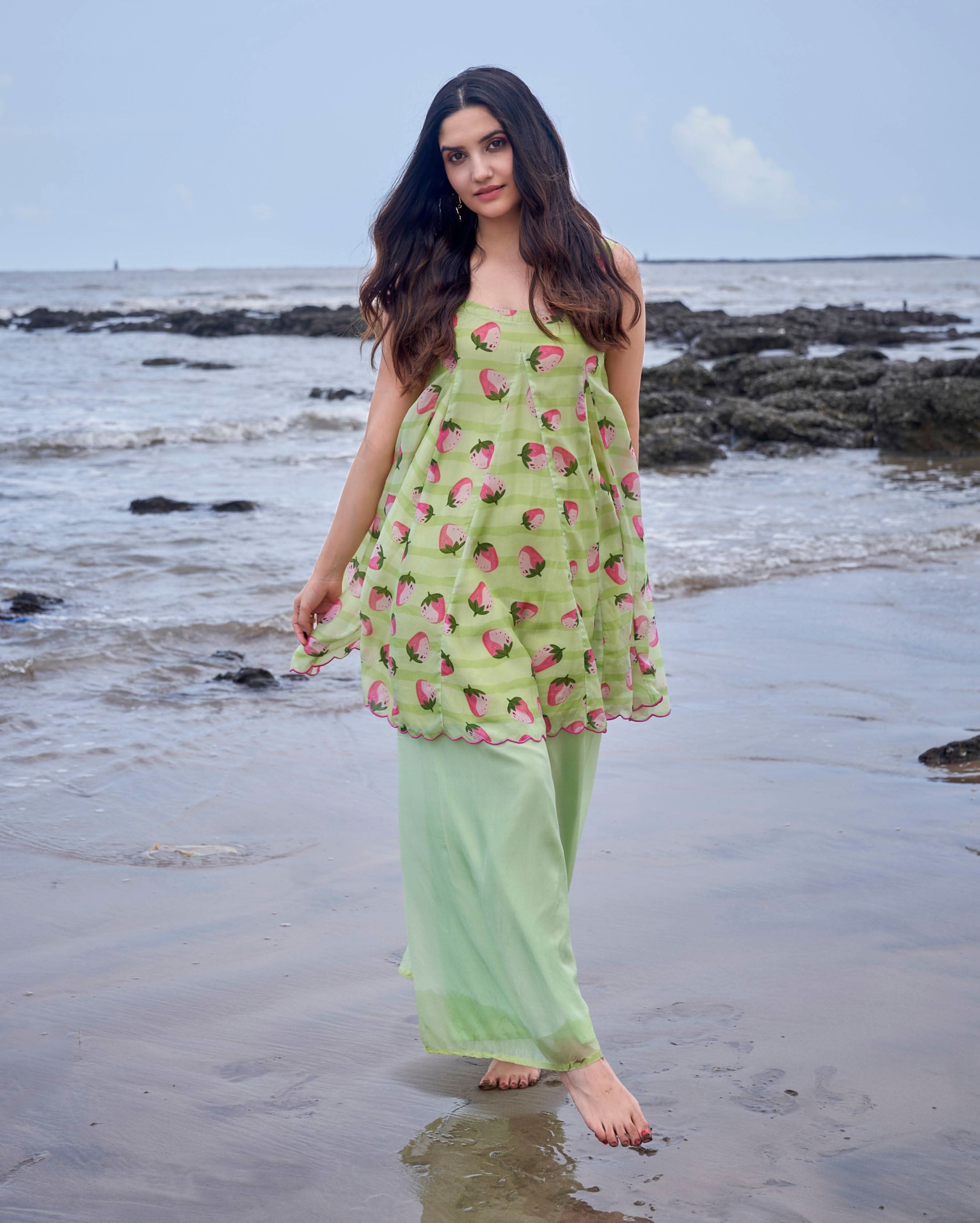 Sundae Light Green Printed Silk Coord Set - Image 3