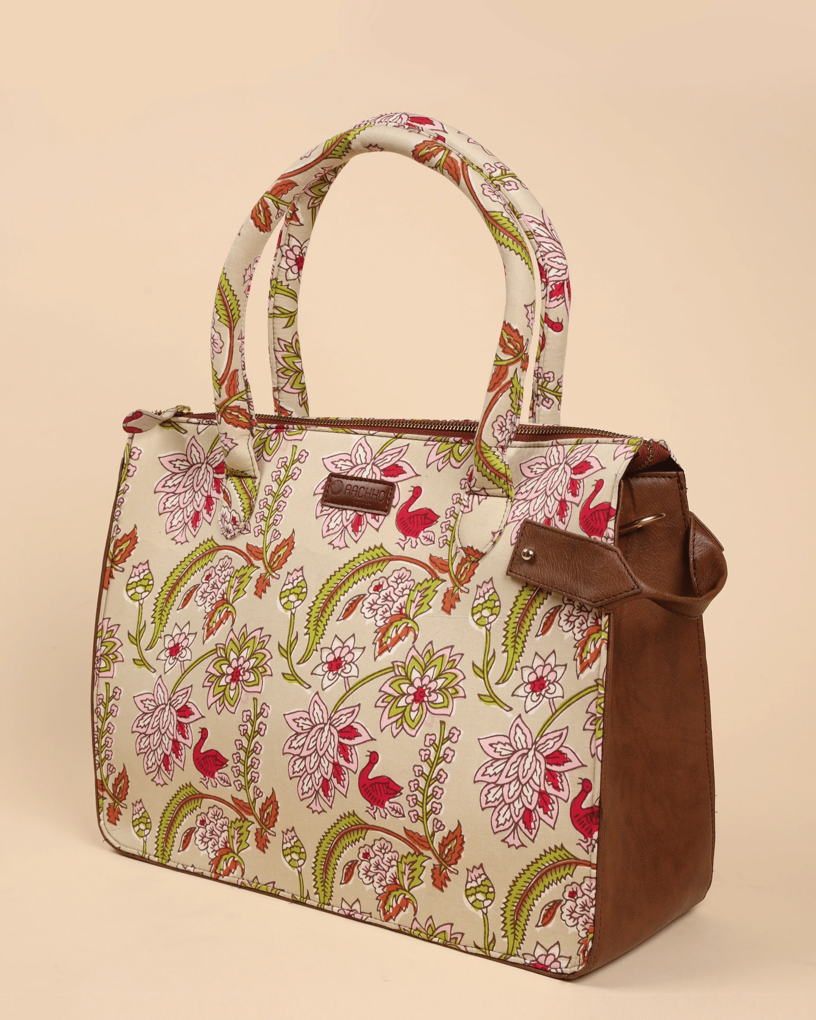 Sunlit Sands Handblock Shoulder Bag - Image 2