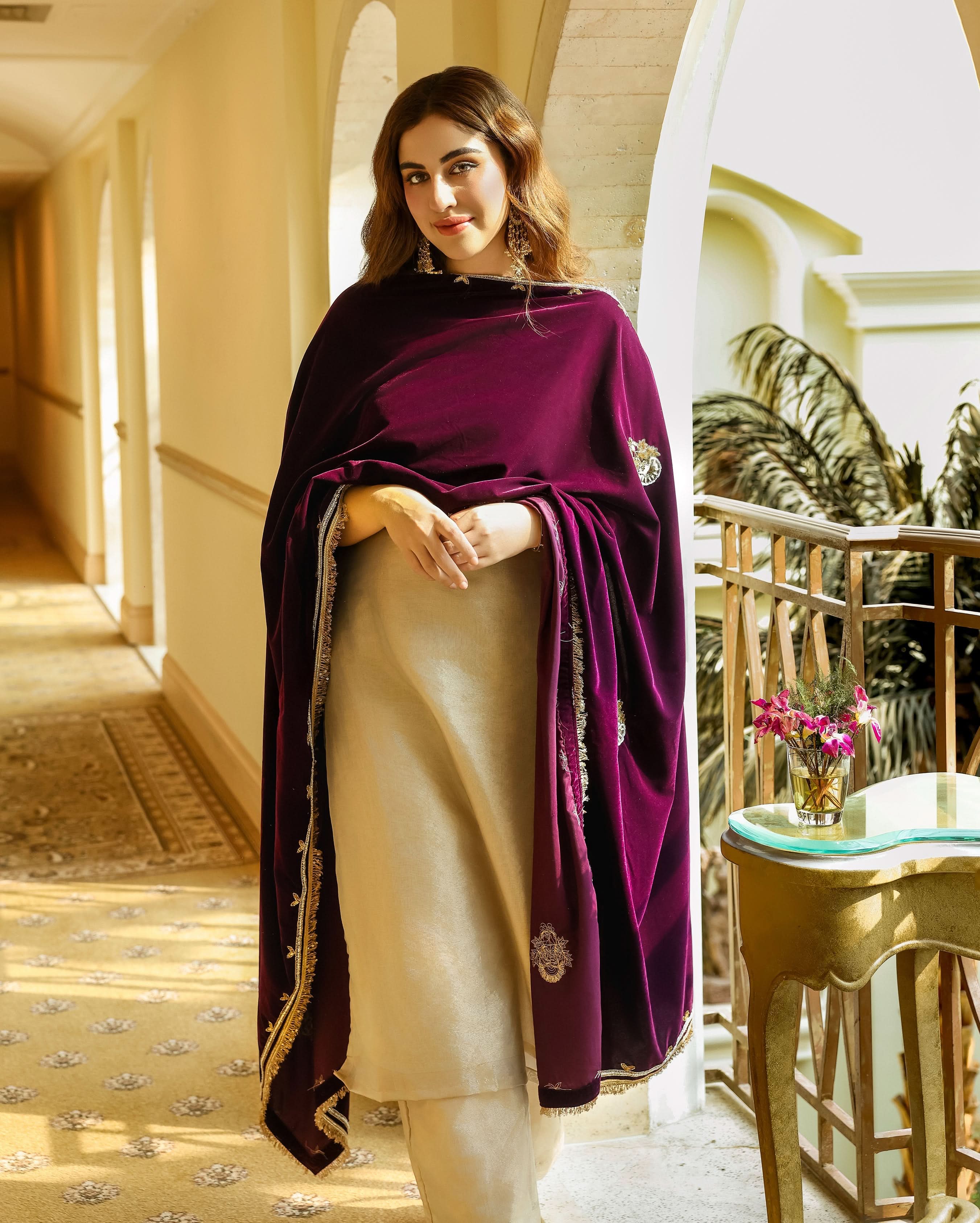 Surkh Purple Solid Velvet Shawl - Image 2
