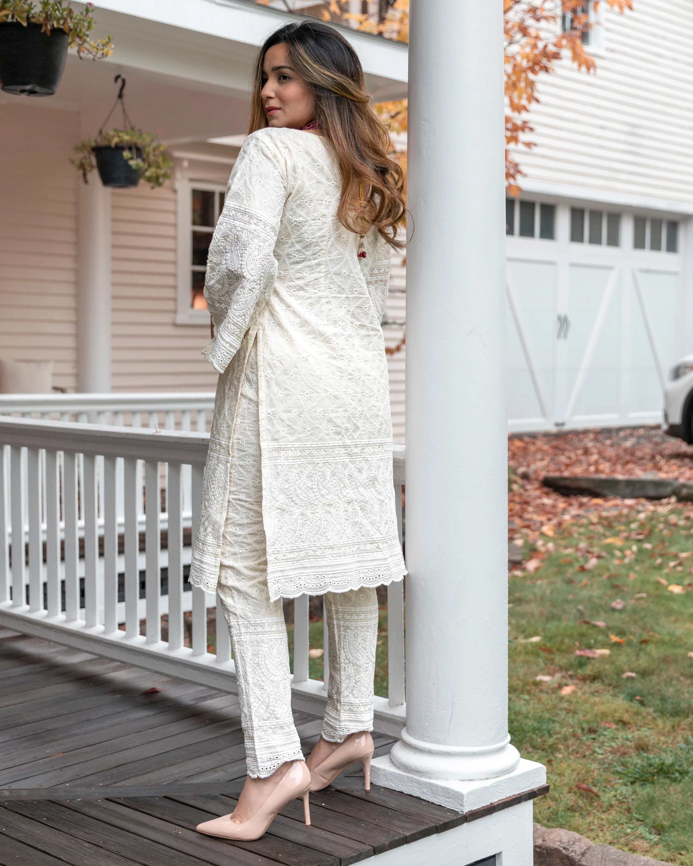Swan White Embroidered Kurta Set - Image 3