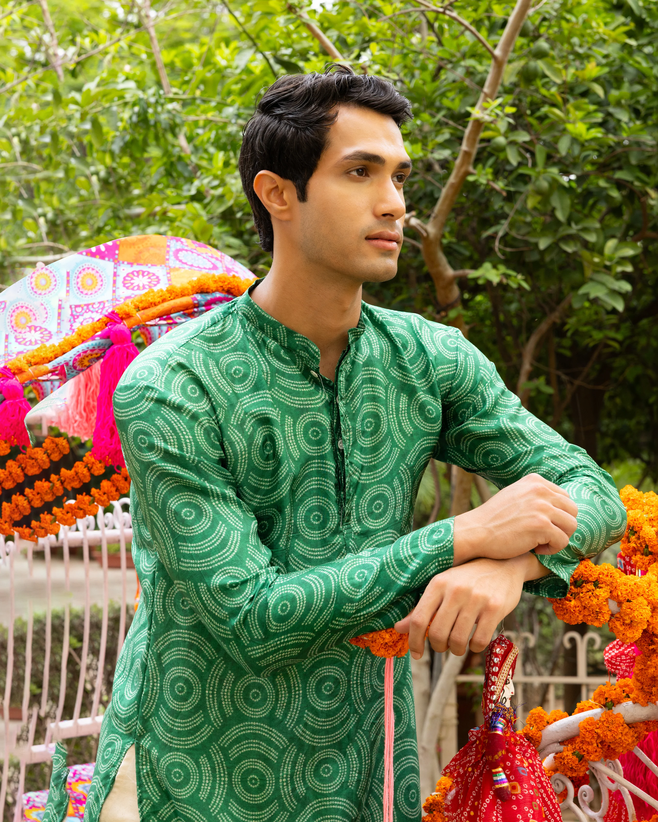 Taarush Green Bandhani Chanderi Kurta - Image 4