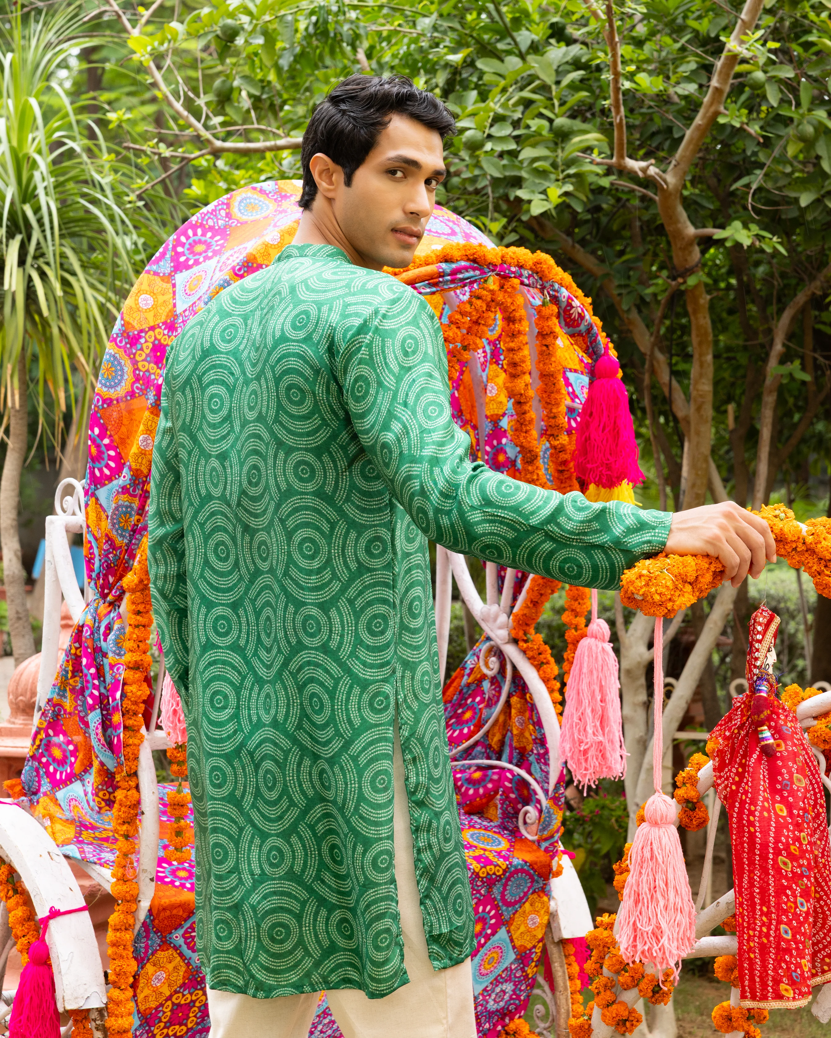 Taarush Green Bandhani Chanderi Kurta - Image 6