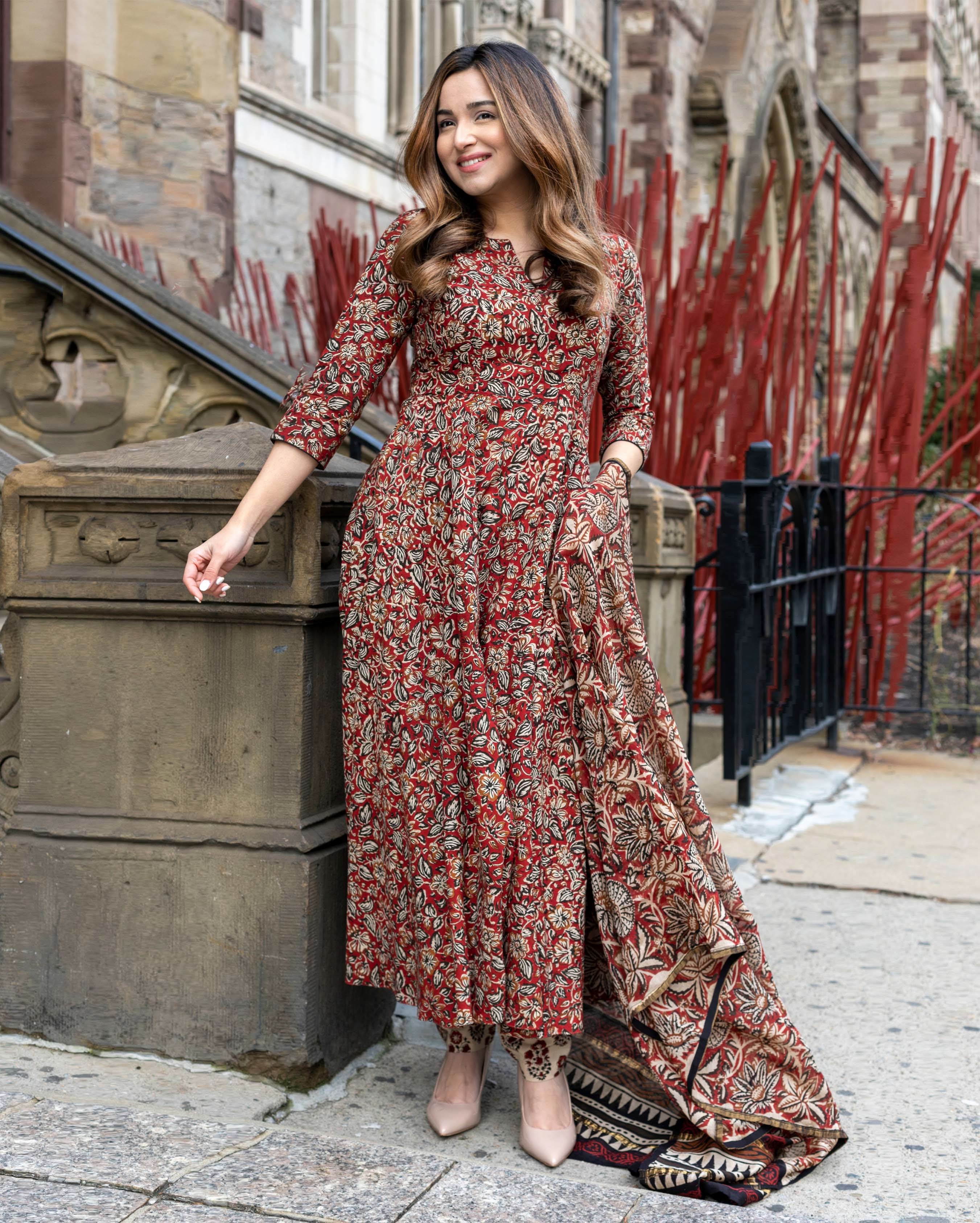 Tawny Brown Handblock Suit Set - Image 4