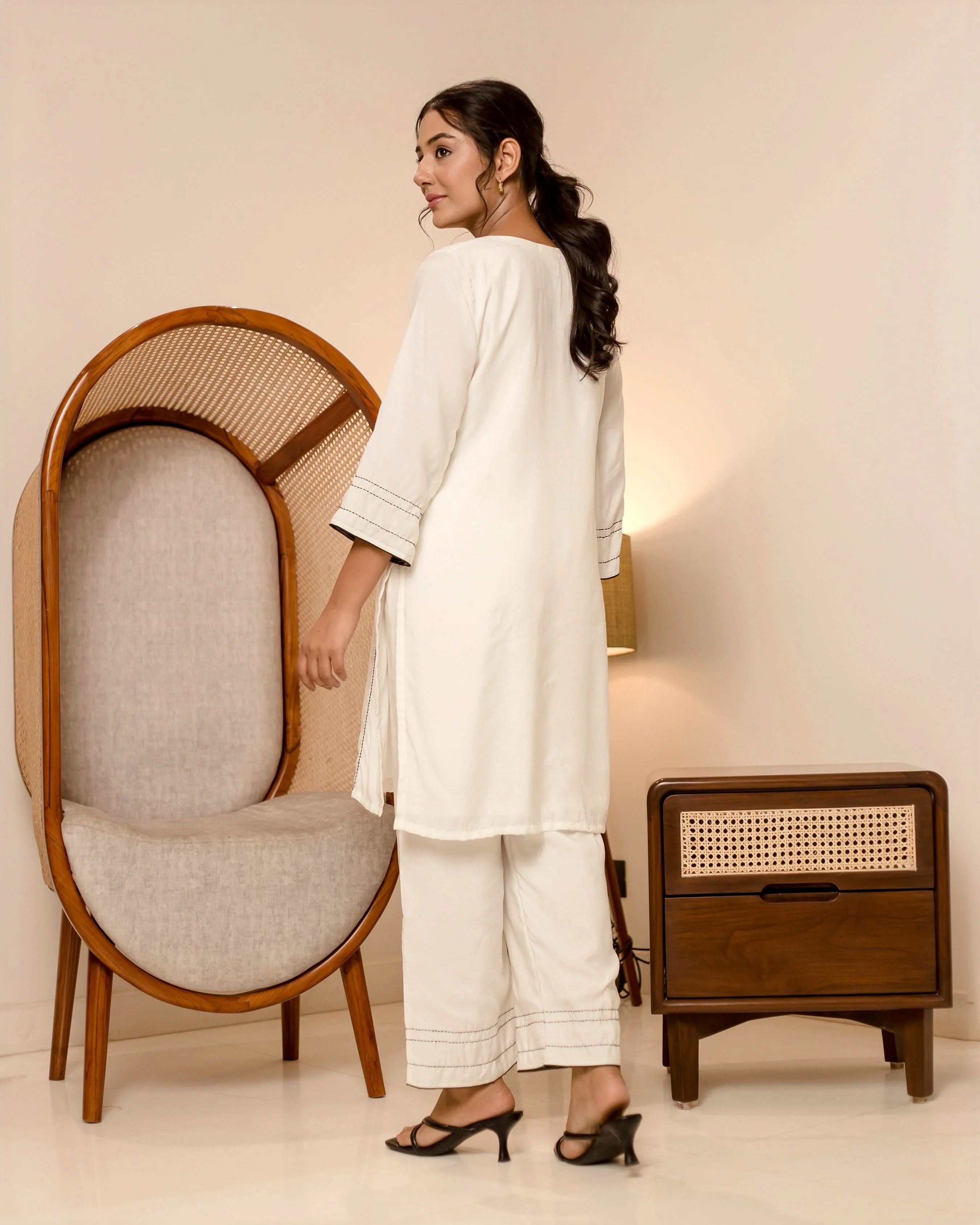 Tulip White Solid Muslin Silk Coord Set - Image 5