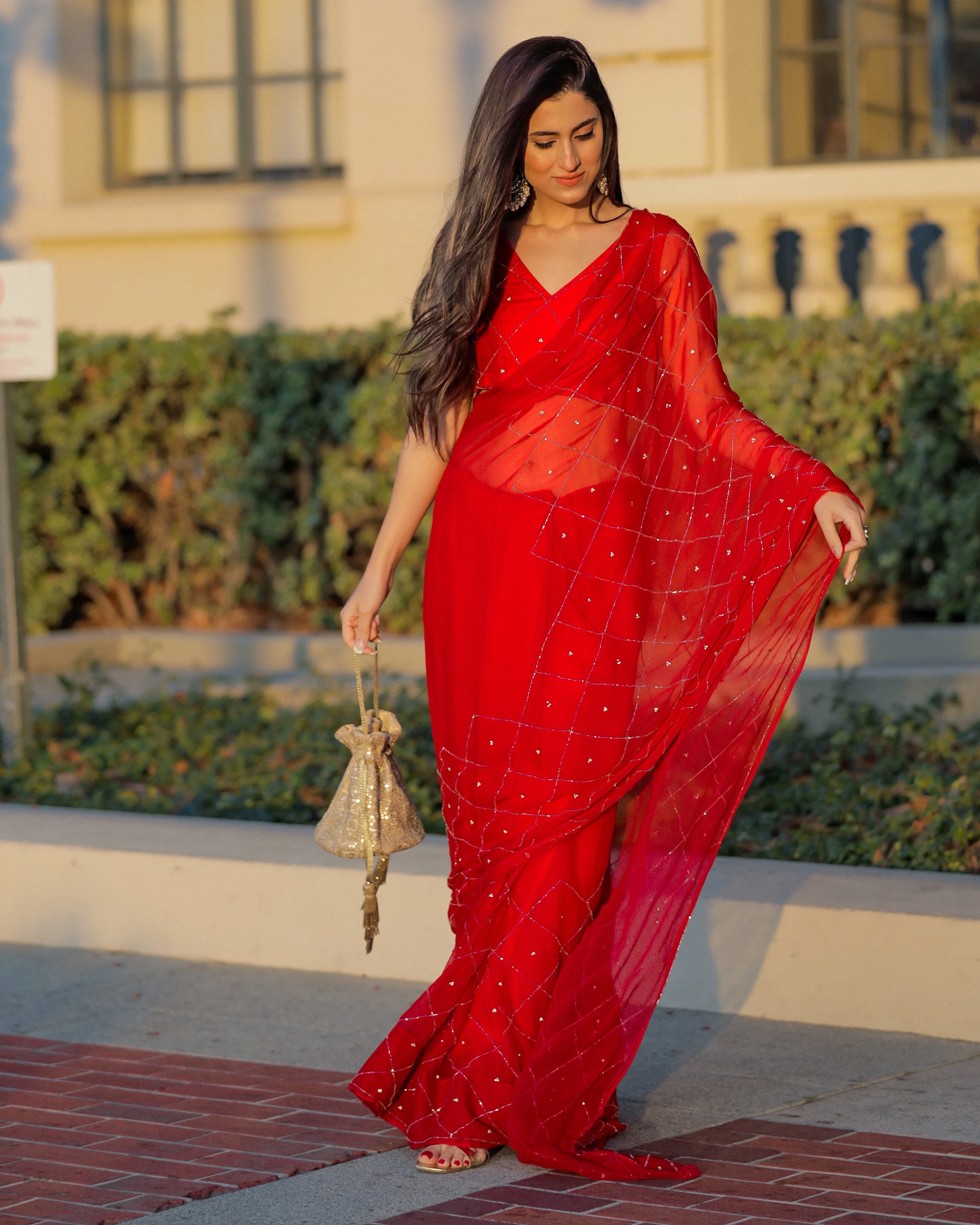 Urban Red Pure Chiffon Saree - Image 4