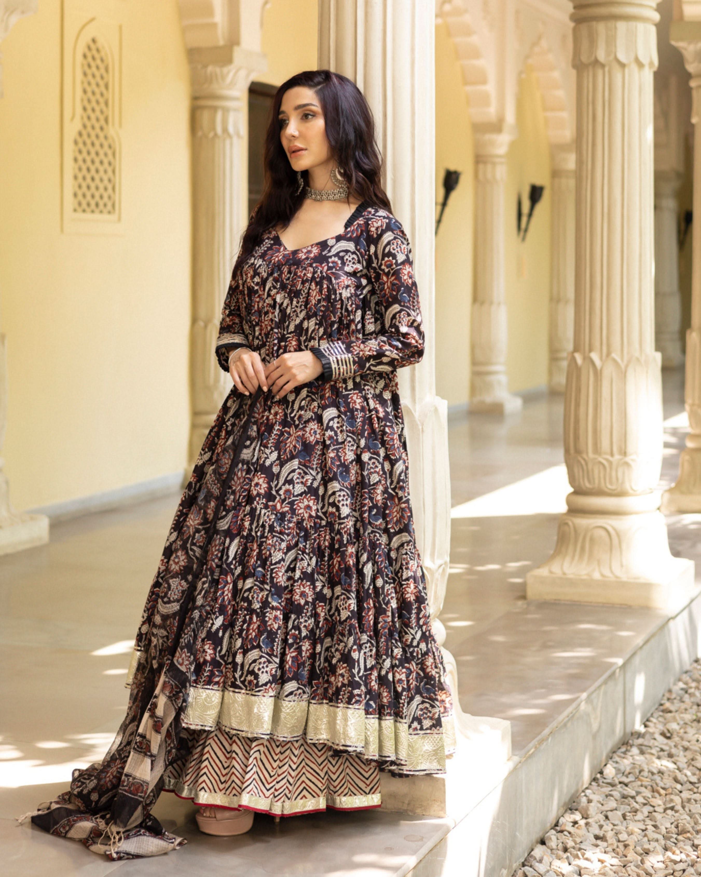 Vaniki Handblock Tier Sharara Set - Image 4