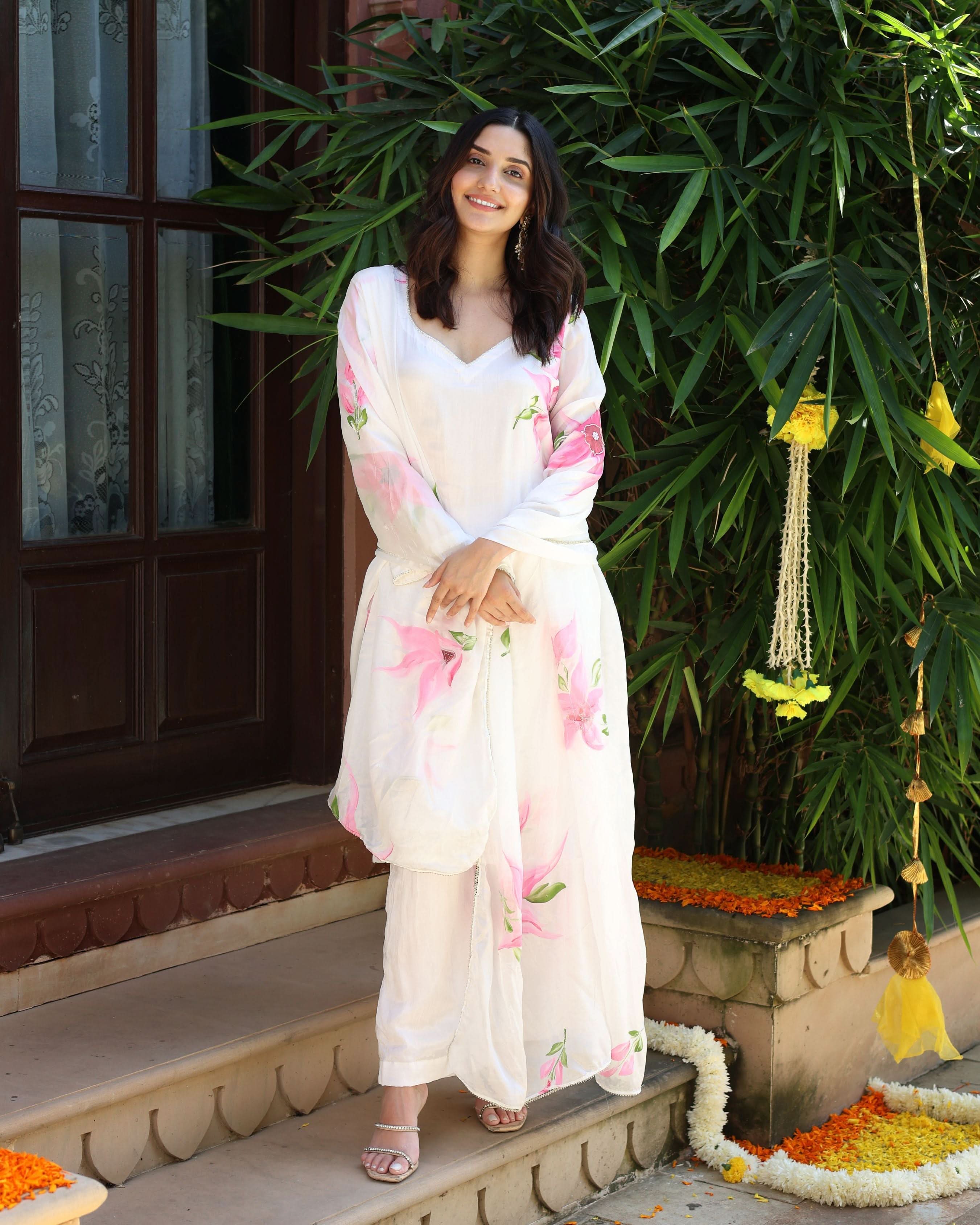 Vanilla Mist Handpainted Silk Suit Set - Image 4