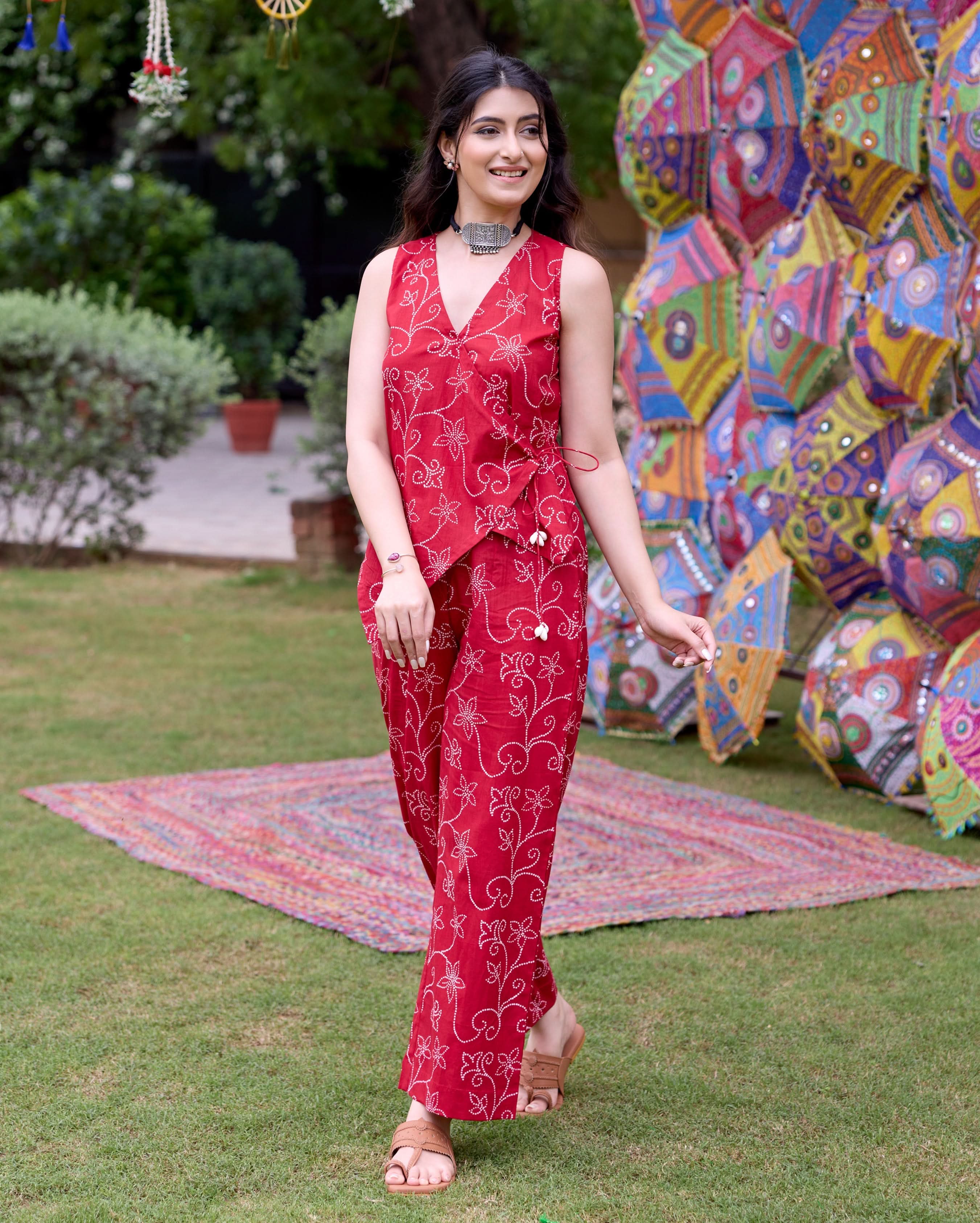 Vats Red Bandhani Cotton Coord Set - Image 2