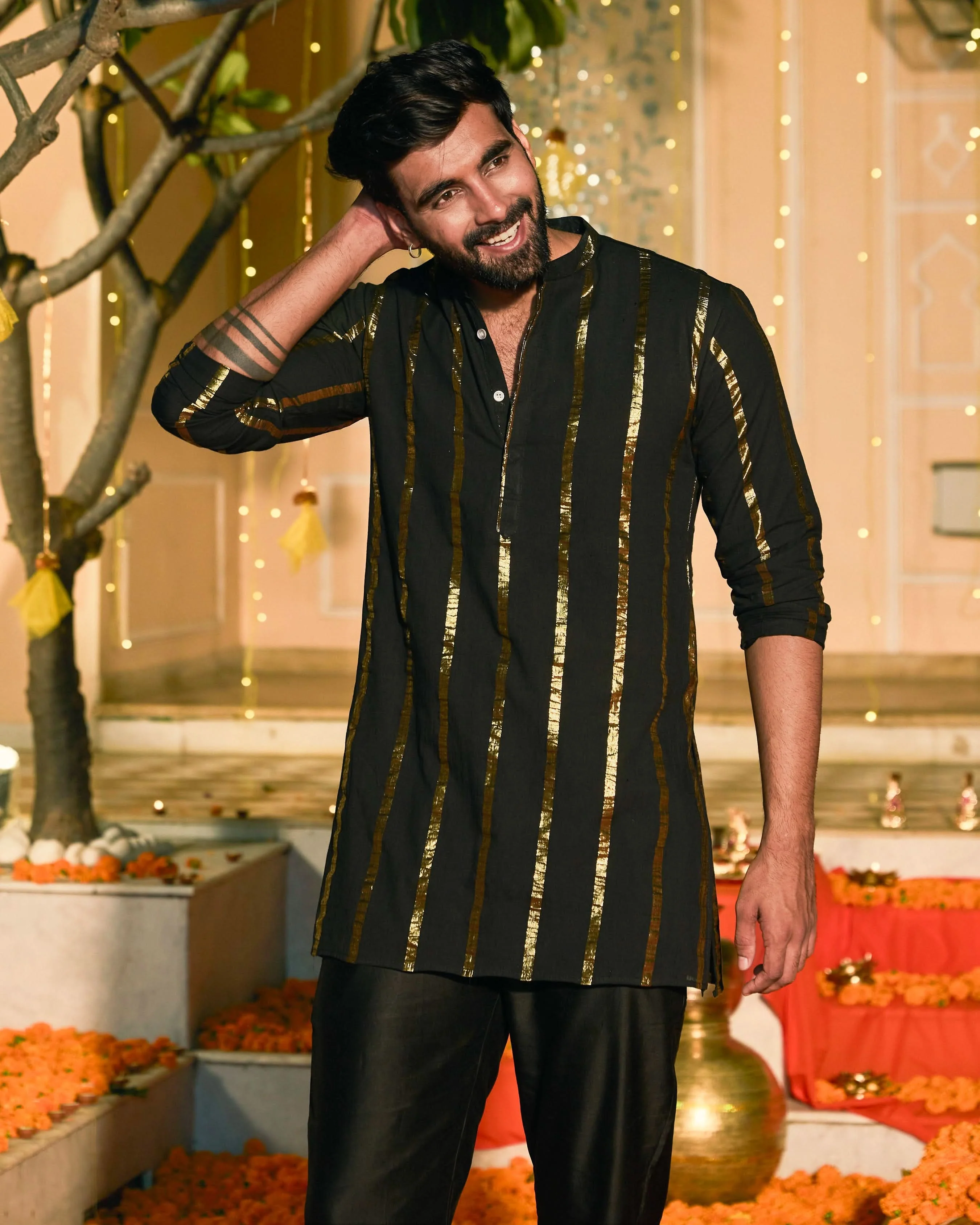 Veeraj Black Knitted Lurex Kurta - Image 4