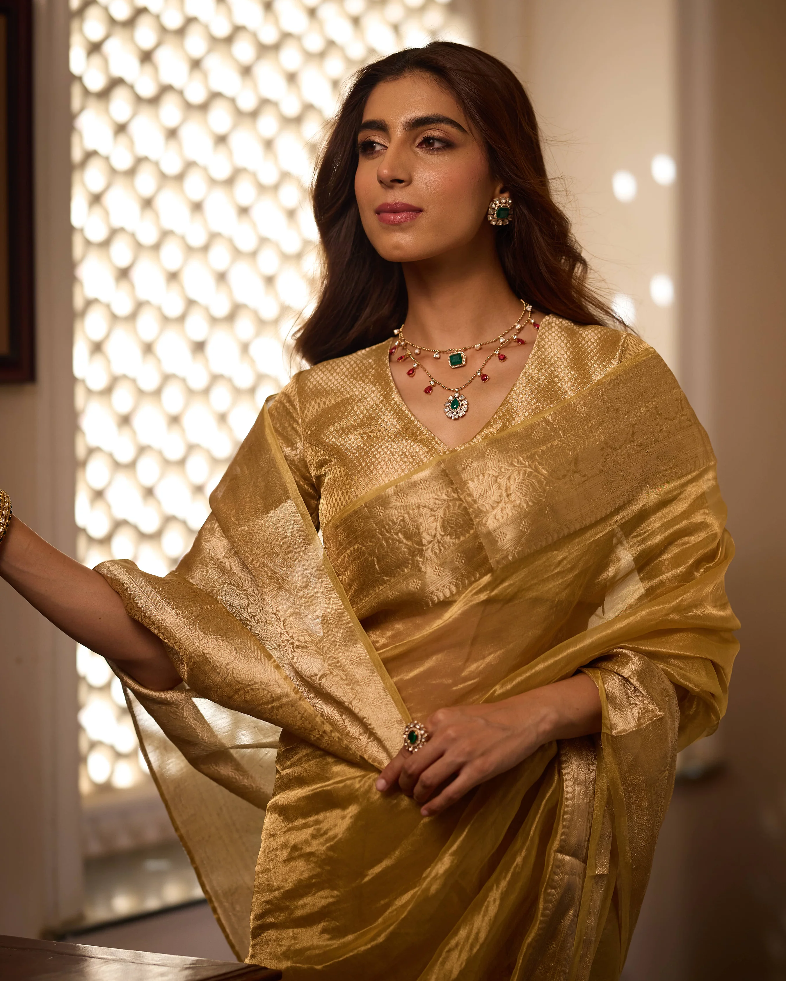 Vibha Golden Solid Pure Tissue Saree - Image 5