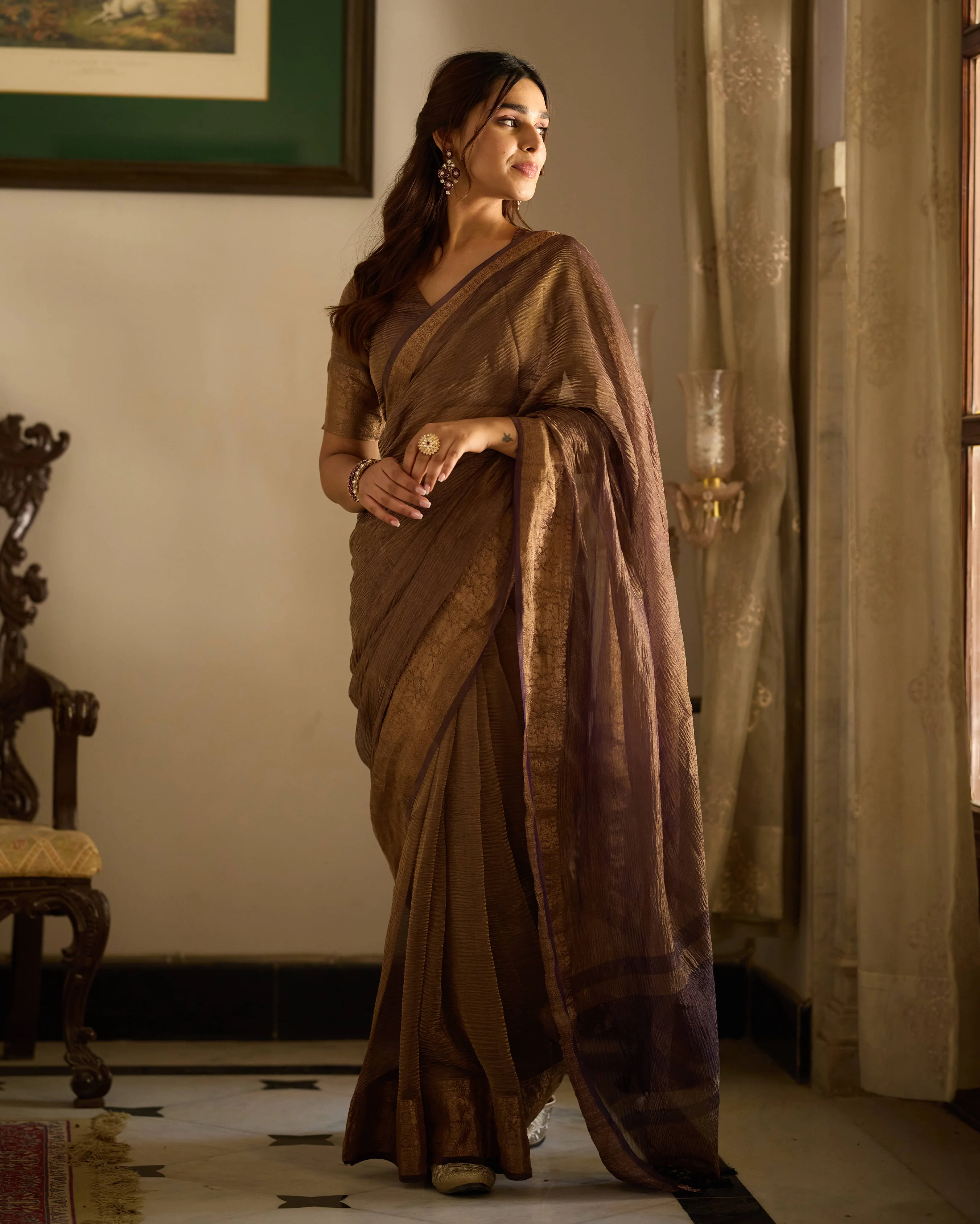 Vrishti Purple Solid Crushed Tissue Saree - Image 2