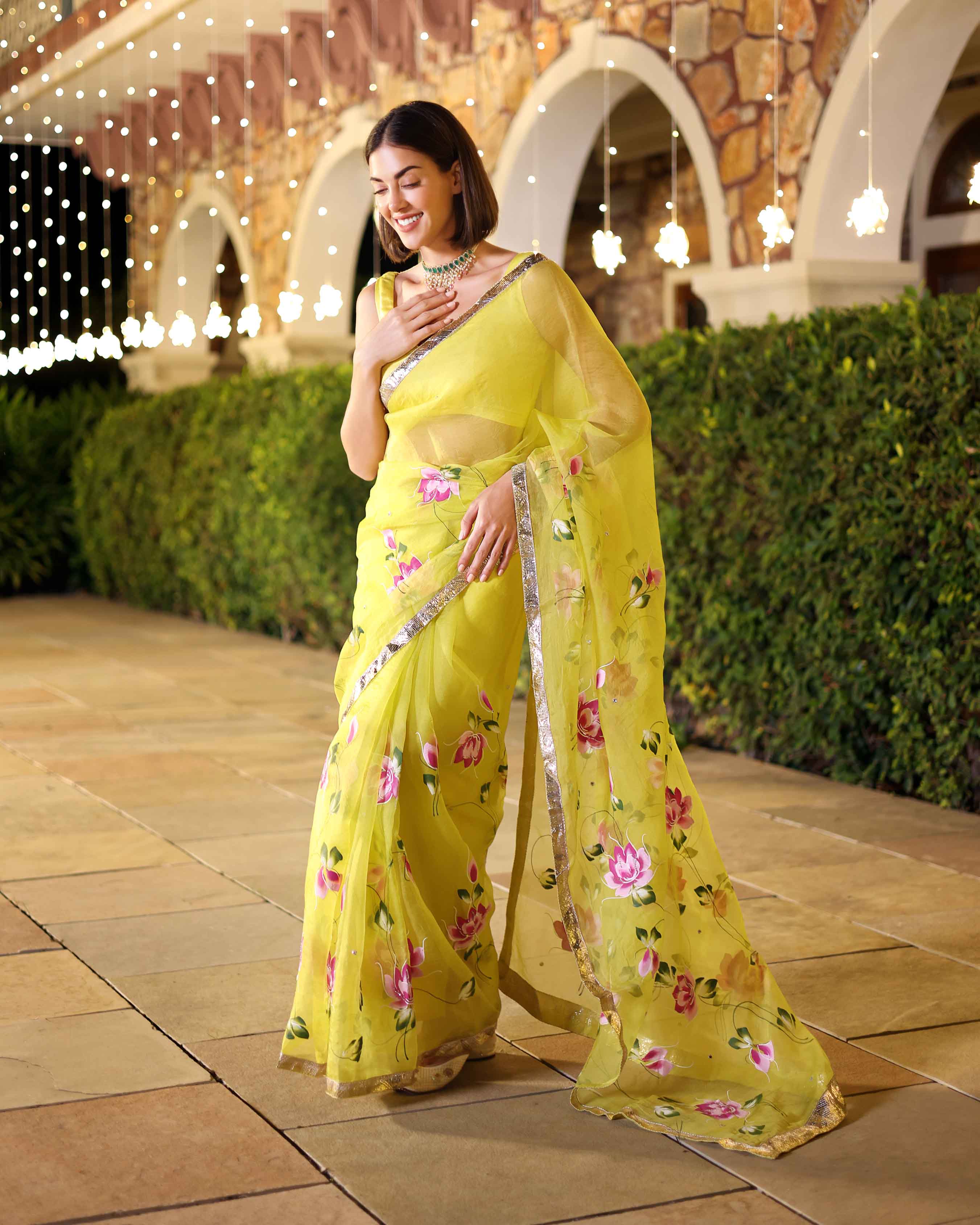 Yamini Handpainted Pure Organza Saree - Image 4