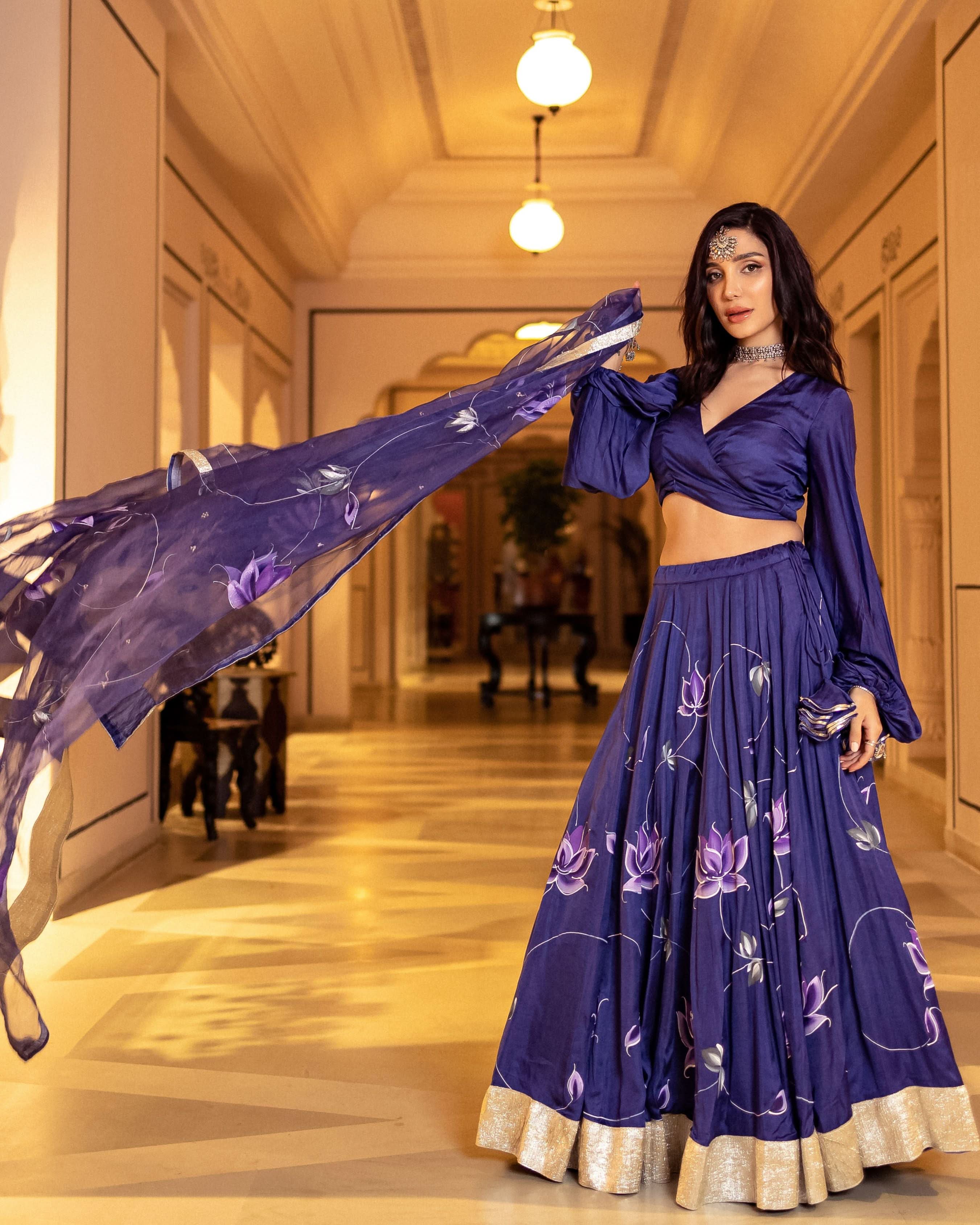Zahri Handpainted Lehenga Set - Image 4