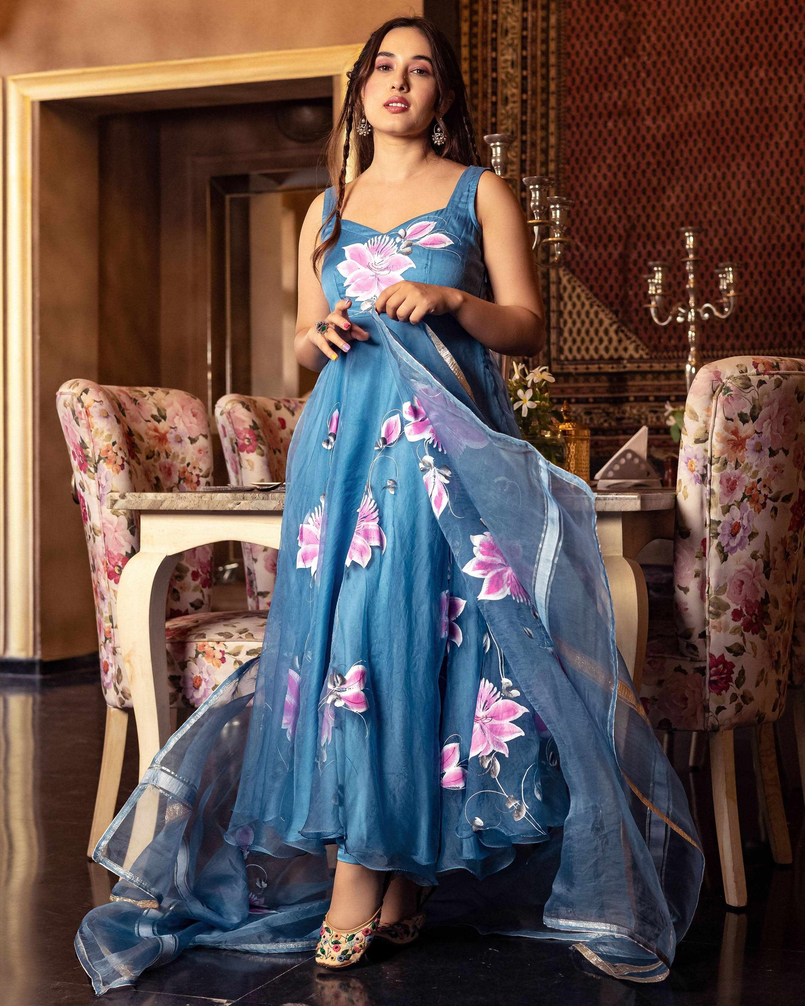Zarqa Organza Handpainted Suit Set - Image 8