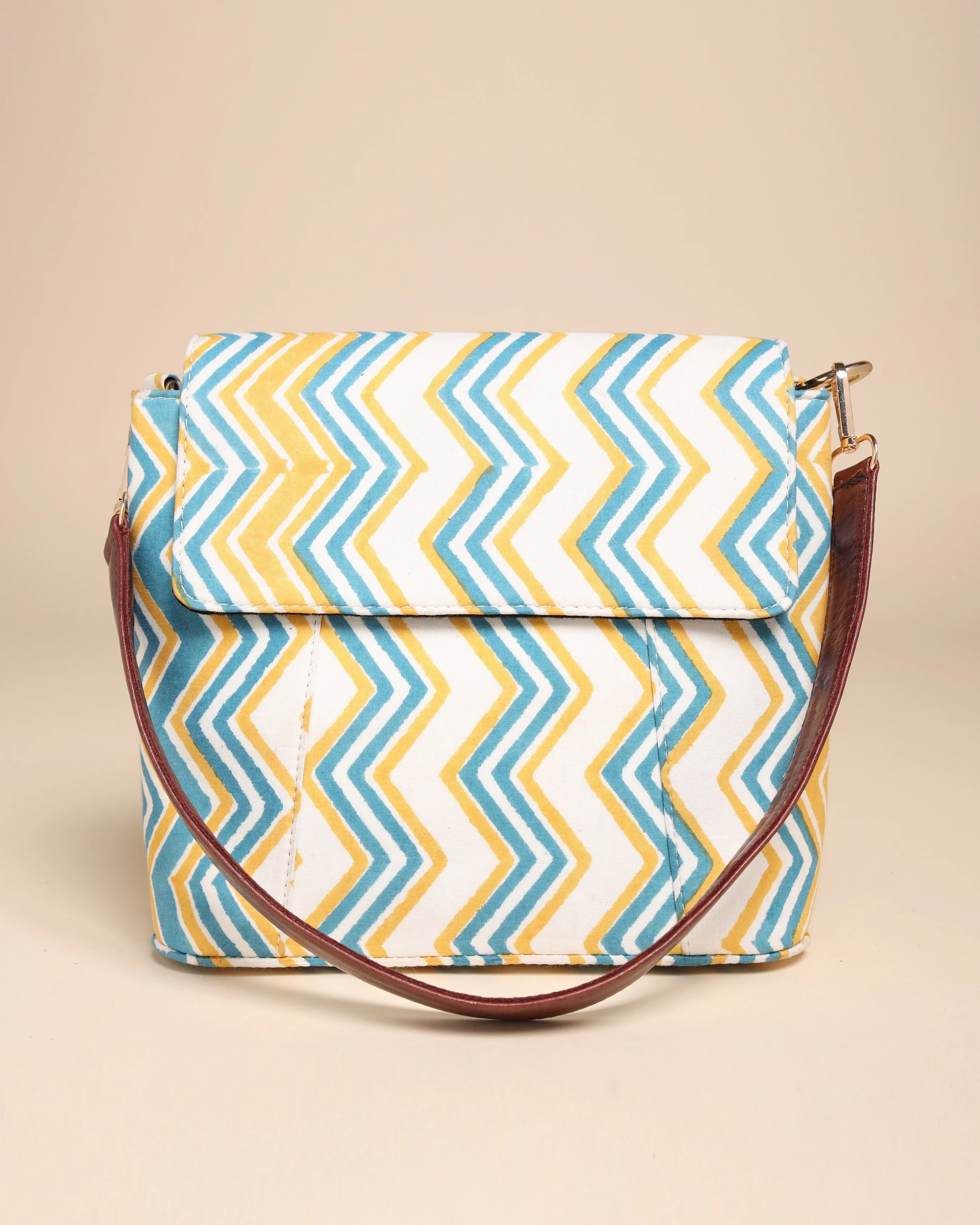 Zigzag Cotton Blockprinted Medium Shoulder Bag - Image 3